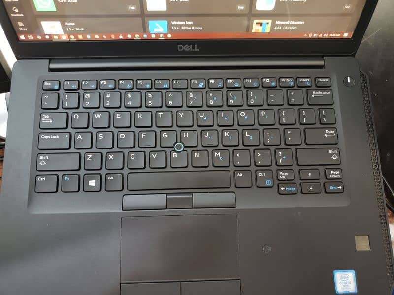 Dell Latitude 7490 is 8th gen 8GB/256GB NV CARD 5