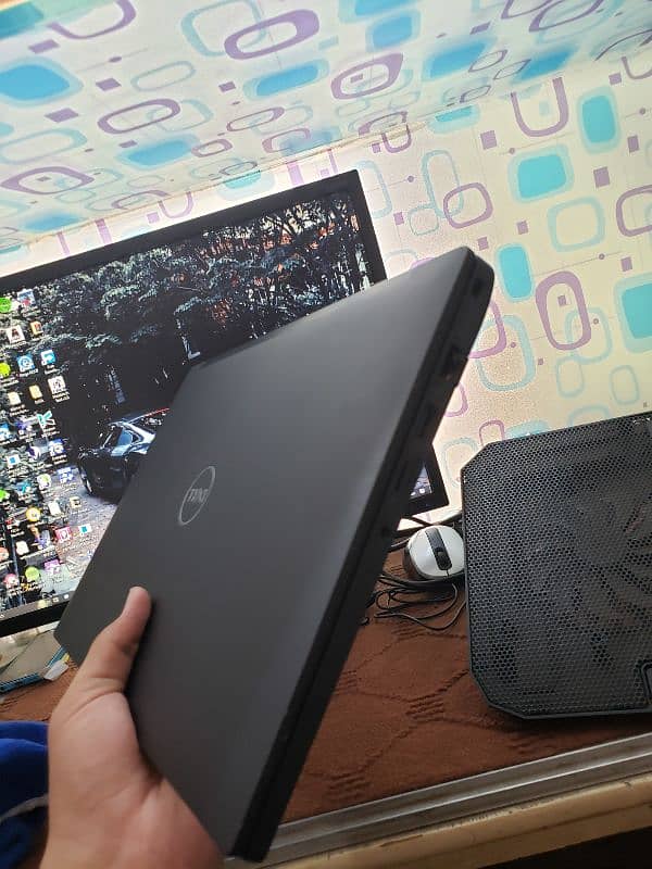 Dell Latitude 7490 is 8th gen 8GB/256GB NV CARD 8