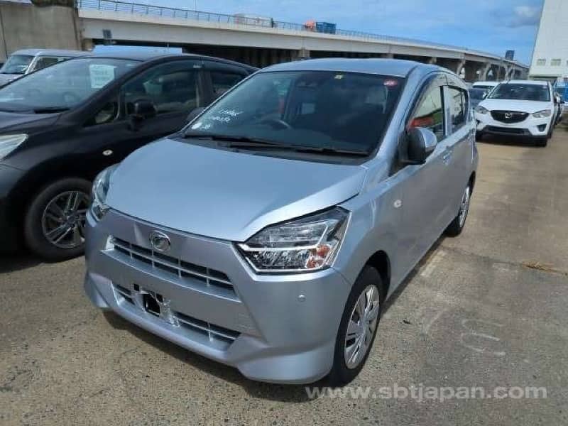 Daihatsu Mira 2021 1