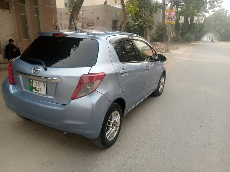 Toyota Vitz 2012 7