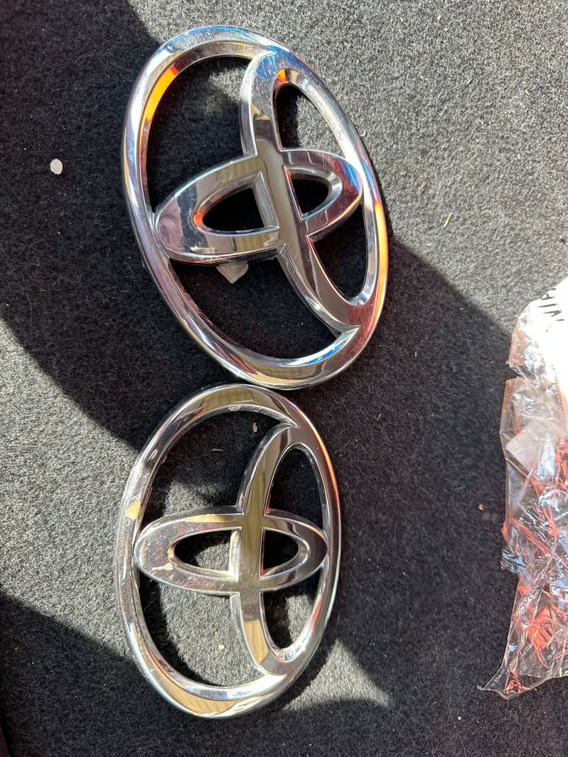 Toyota Logo For Sale 2