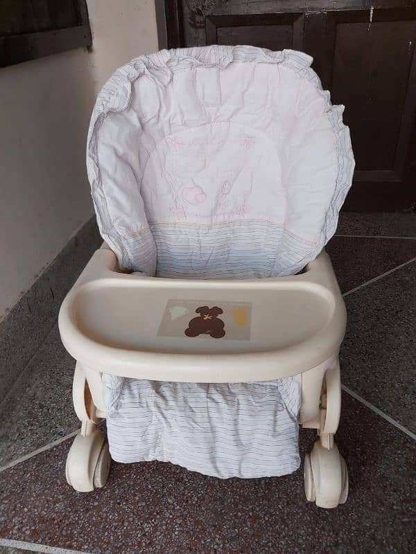 4 in one baby bed,with swing and chair used good condetion03006175679 5