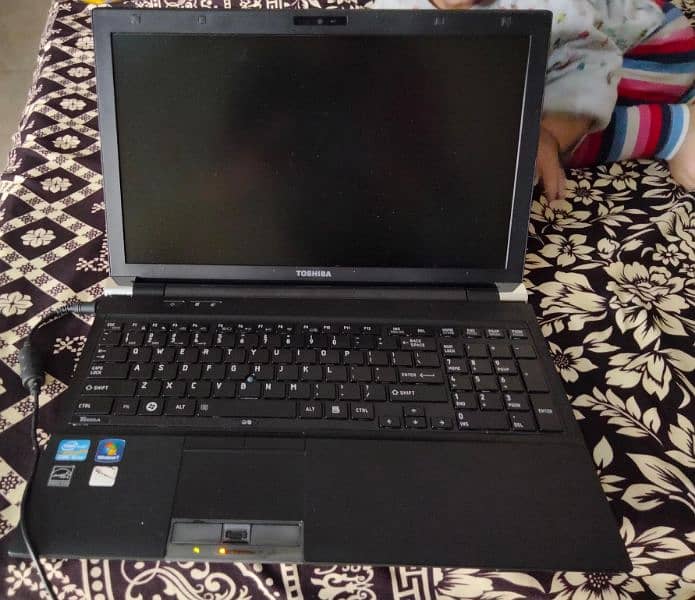 Toshiba Tecra R850 2