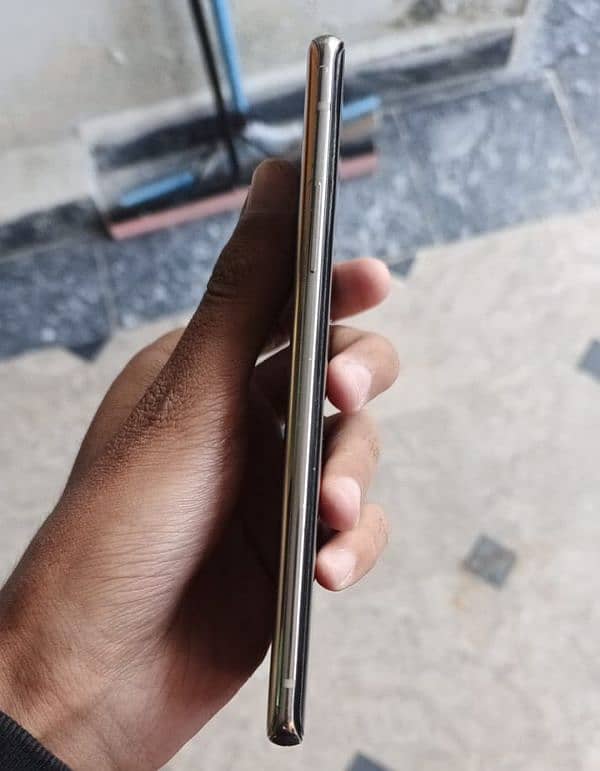 One plus 8 10/10 urgent sale 2