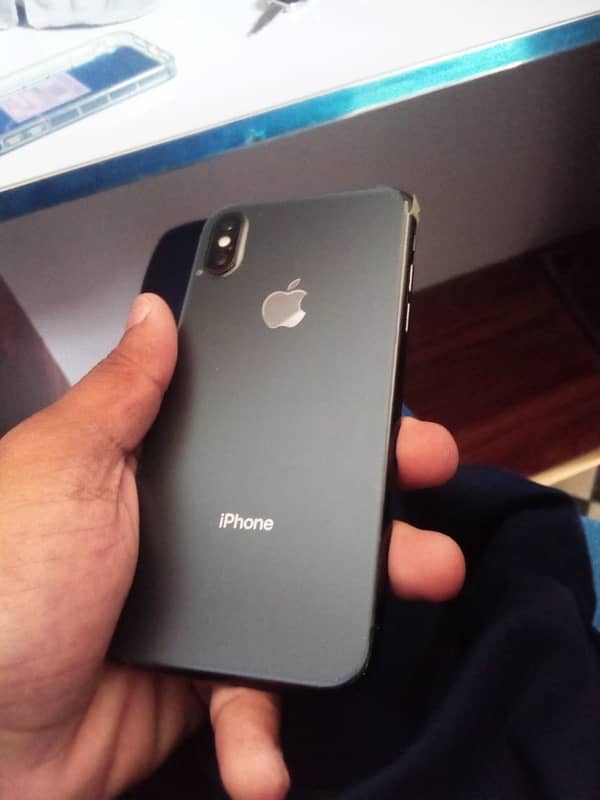 Exchange possible i phone xs hy non pta 64gb 6