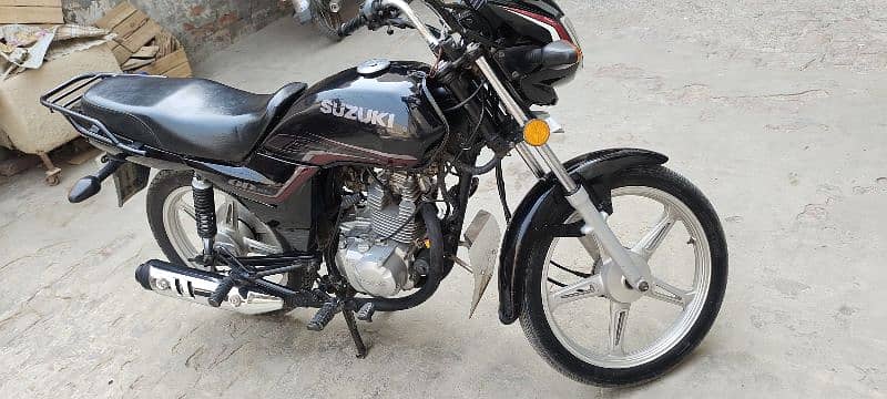 Suzuki GD 110 Bike | Model 2020 Black Colour 2