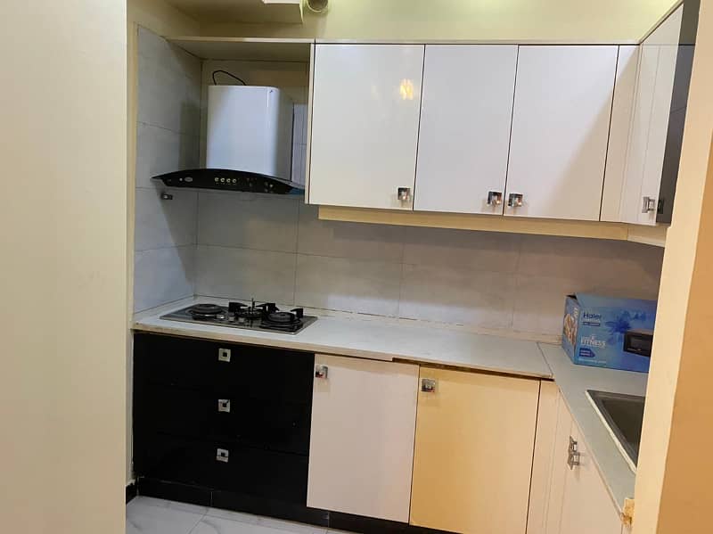 DAILY BASIS LUXURY ONE BED FURNISHED FLAT FOR RENT IN F11 MARKAZ 5