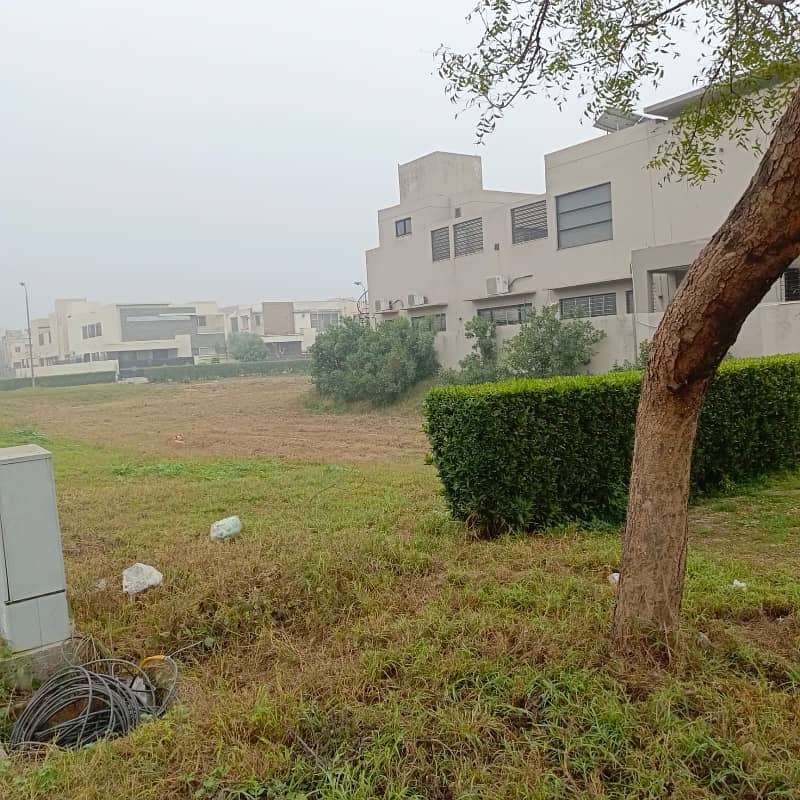 2 KANAL PLOT FOR SALE DHA PHASE 3 CORER HOT LOCATION IDEAL LOCATION. 1