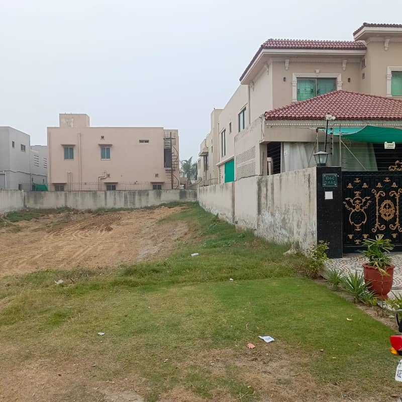 2 KANAL PLOT FOR SALE DHA PHASE 3 CORER HOT LOCATION IDEAL LOCATION. 3