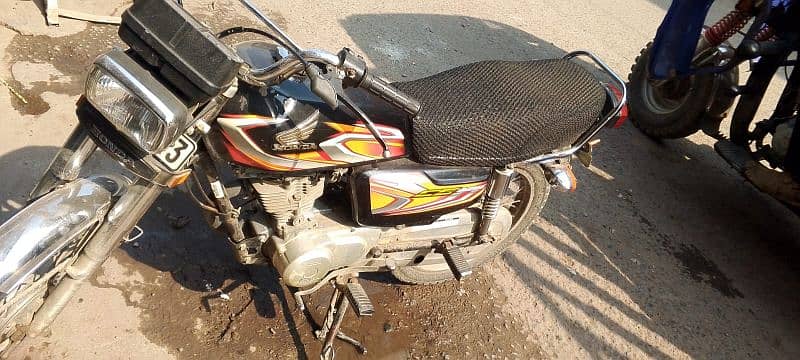 Honda 125 2022 Model   (03204729795) 4