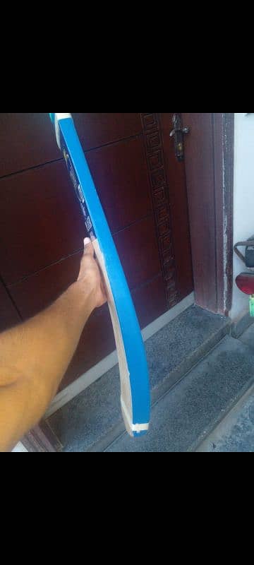 want to exchange TM edition bat fully one cane handle 4