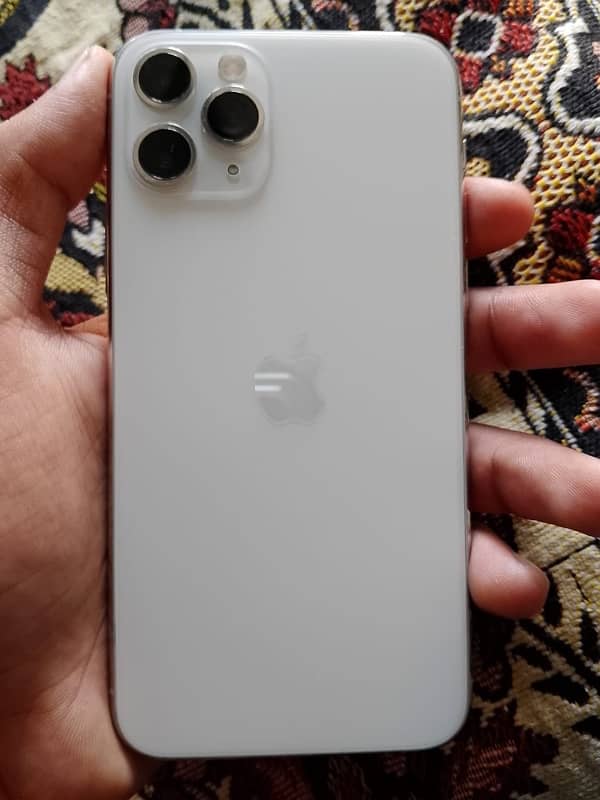 iphone 11 pro 64gb factory unlock white color 1