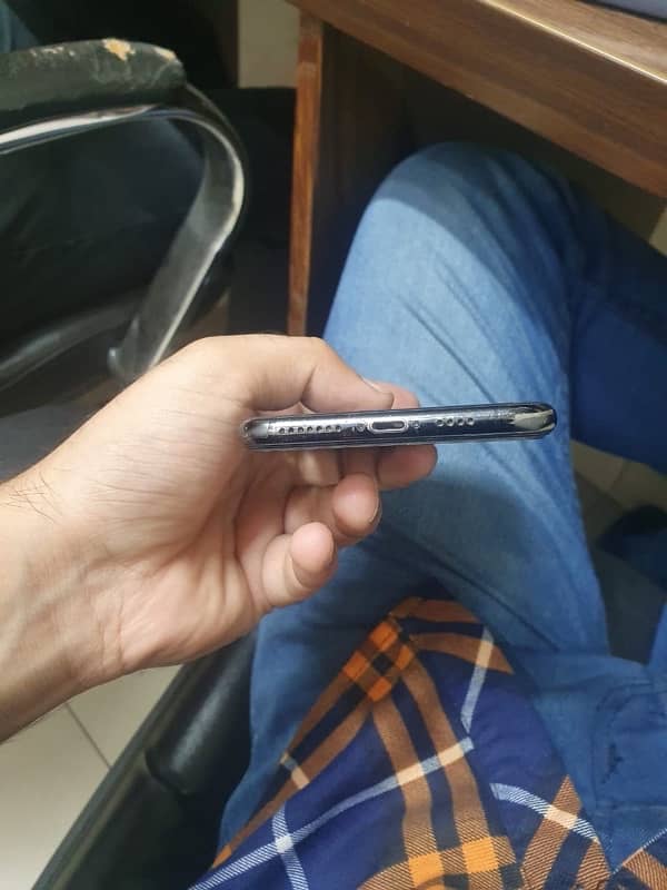 iPhone XS Max PTA approved 5