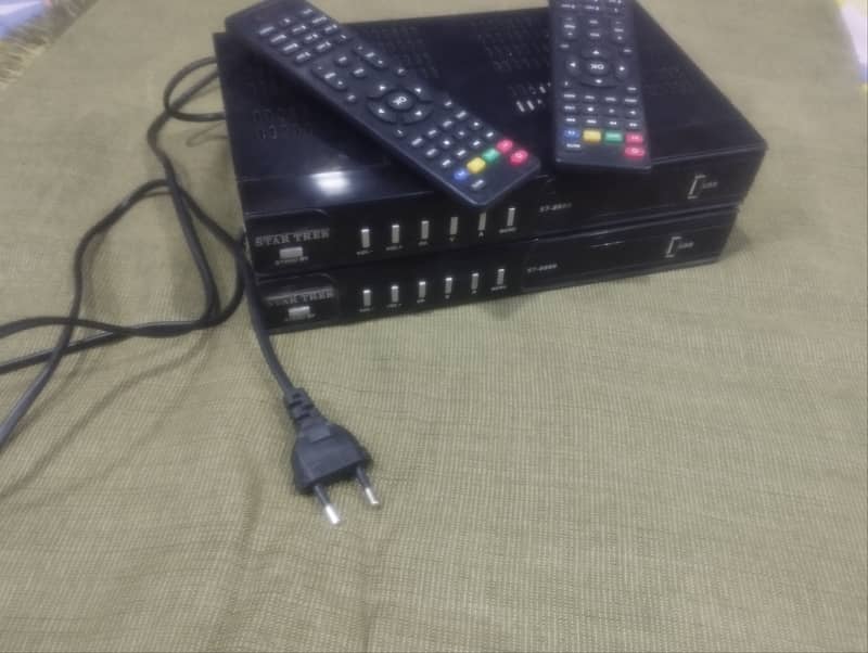 Star trek 2 receivers with remotes. Only three months were used. 5