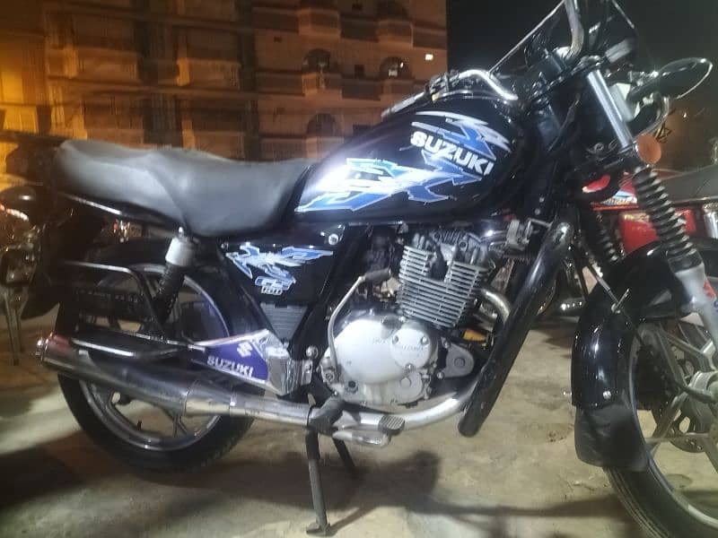 Suzuki GS-150 SE 2017 Available in Good Condition 7