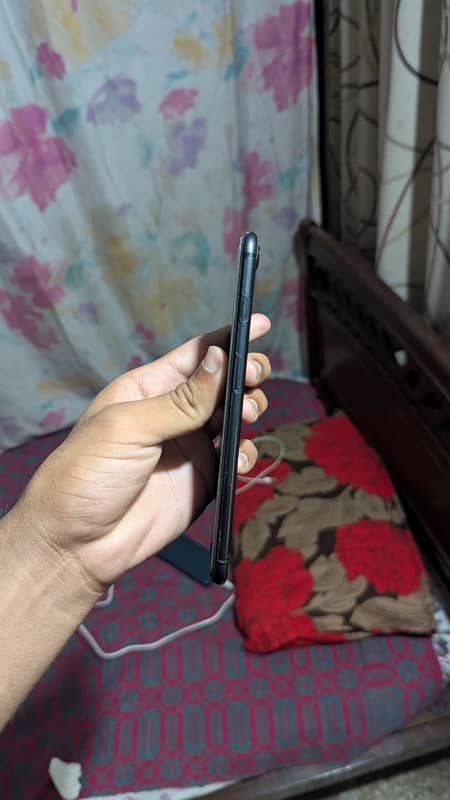 iPhone 7plus official pta approved 1