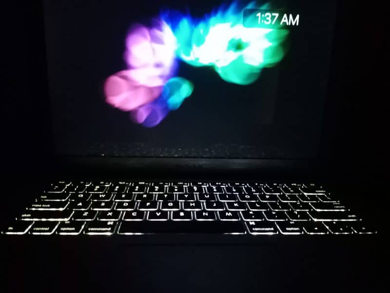 Macbook Air 2013, core i7, 8/128 6