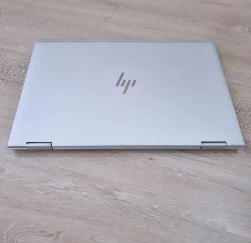 Hp EliteBook 1040 G6 i5 8th Gen X360 . . . . Professional Machine 2