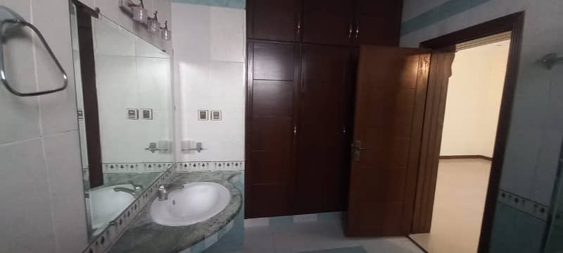 Kanal Upper Portion 3 Bedroom TV Lounge Kitchen 11