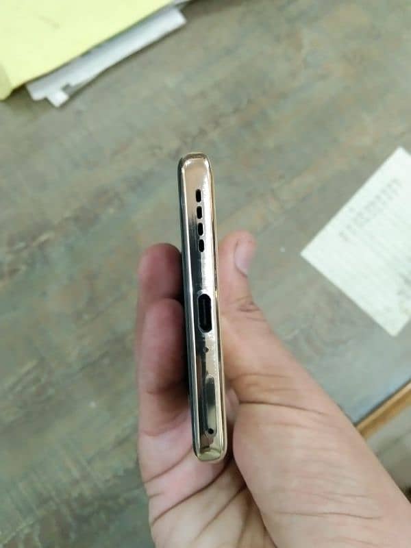 INFINIX ZERO 30 4