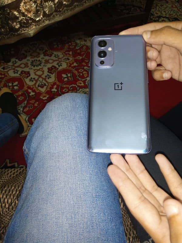 One plus 9 5G 12GB Ram 256 GB Memory  10 / 10 condition 1