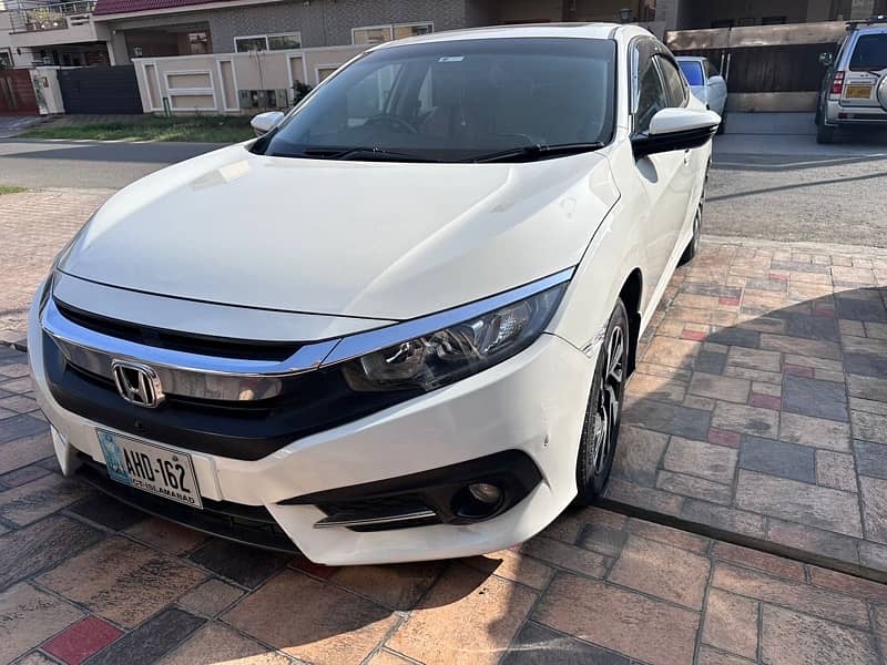 Honda Civic Oriel 2018 4