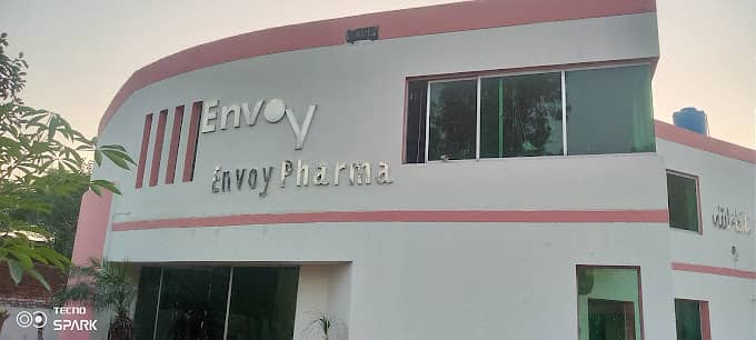 Envoy Pharma for Sale - 27000 sq ft, 15 Years Old, Lahore 0