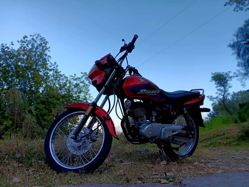 Honda CG 125 Deluxe 2017 0