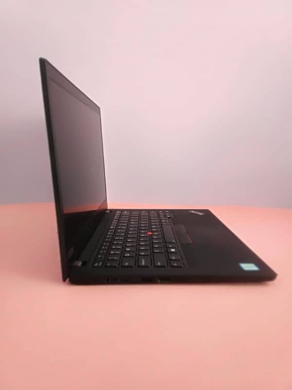 Lenovo Thinkpad T490 1