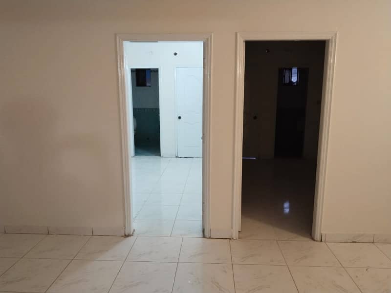 900 Sqft Flat Available For Sale 16