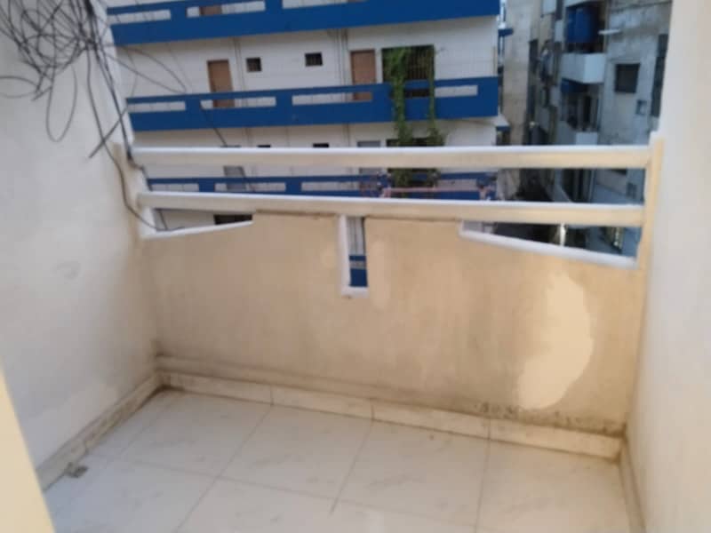 900 Sqft Flat Available For Sale 18