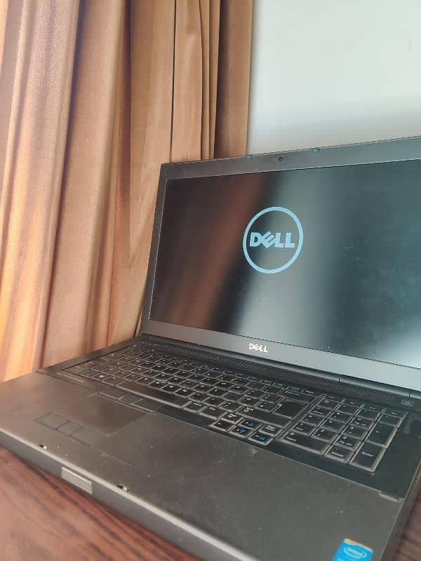 Dell M6800 workstation gaming laptop 14