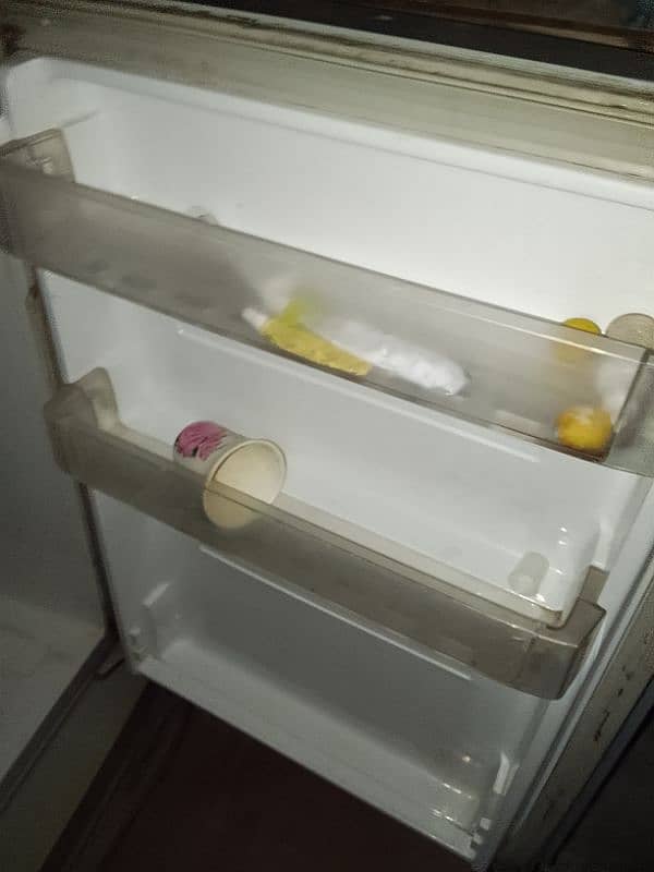 fridge for sell 1