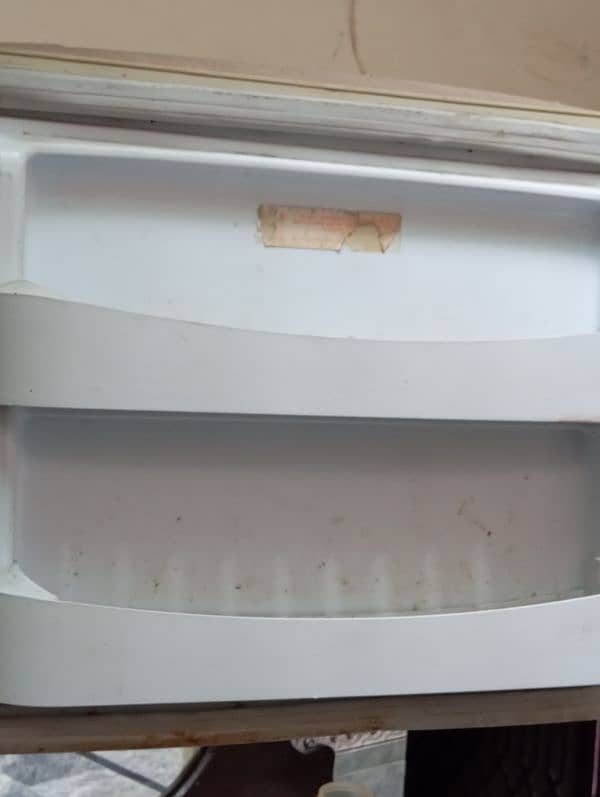 fridge urgently sale in Lahore 7