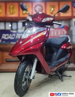 new United 100cc Petrol Scooty Showroom