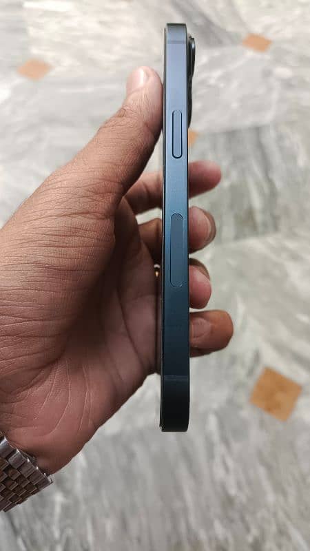 Iphone 14 , 128GB , Non Pta Jv , 100% Battery Health 3