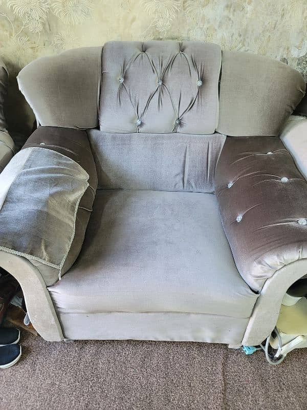 7 seater sofa set for sale just like new 2