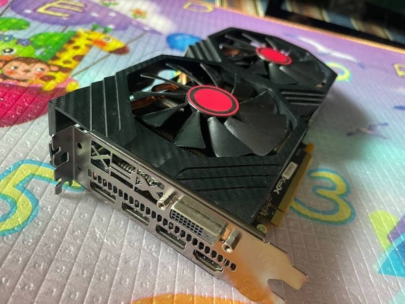 Readon Rx 580 xfx 8gb 1