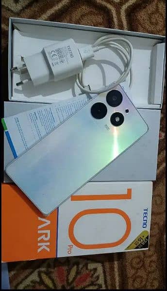 Tecno spark 10 pro 8+8 128 0