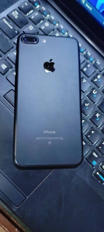 iphone 7 plus with box pta approved 6