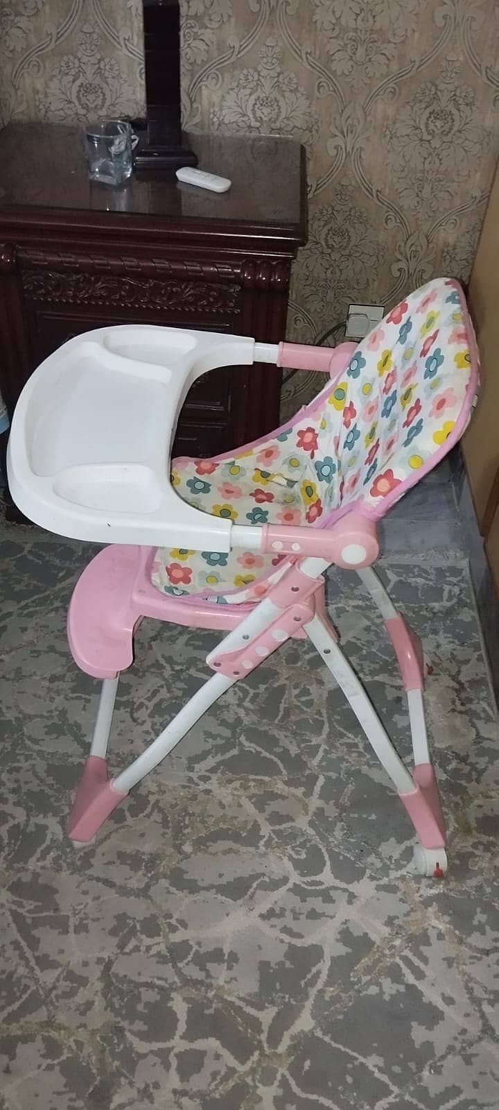 Kids High Chair 1