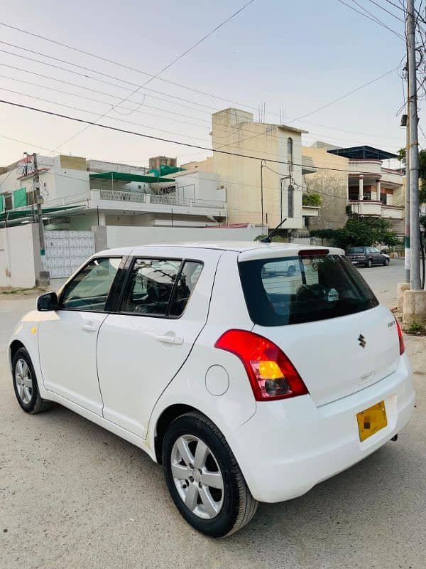 Suzuki Swift 2018 btr city corolla civic 5