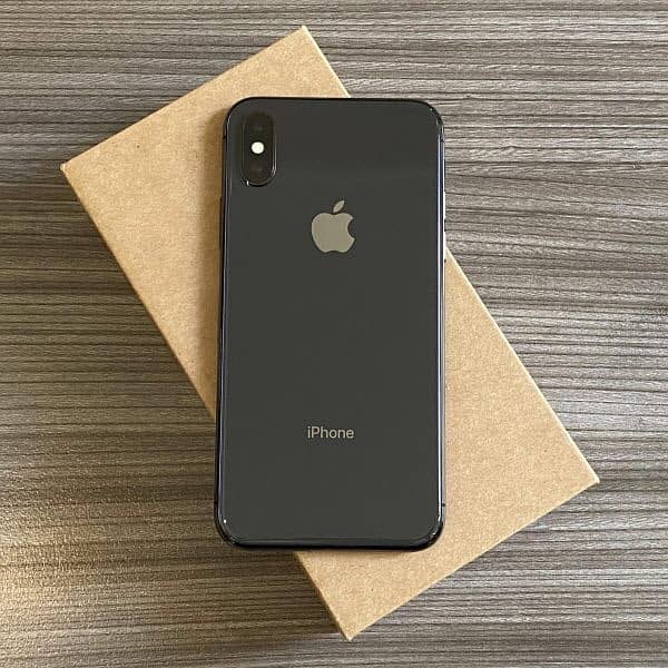 iphone X 64gb PTA Approved lush condition 1