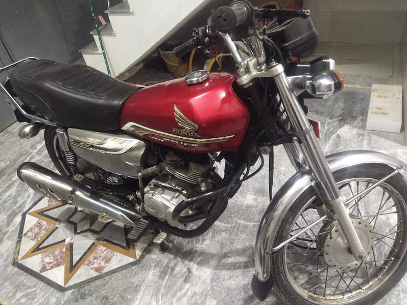 Honda CG 125 Special Edition 10