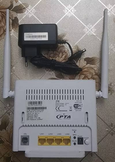 PTCL Wifi Router almost New Condition 8