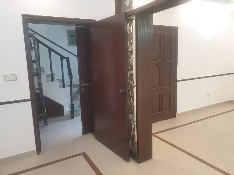 5 Marla Double Unit Beautiful Full House Available For Rent In W Block DHA Phase 3 Lahore 24