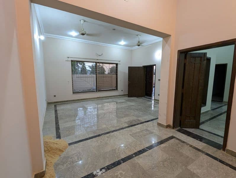 1-Kanal finished house for sale in D-Block, Izmir Town society 9