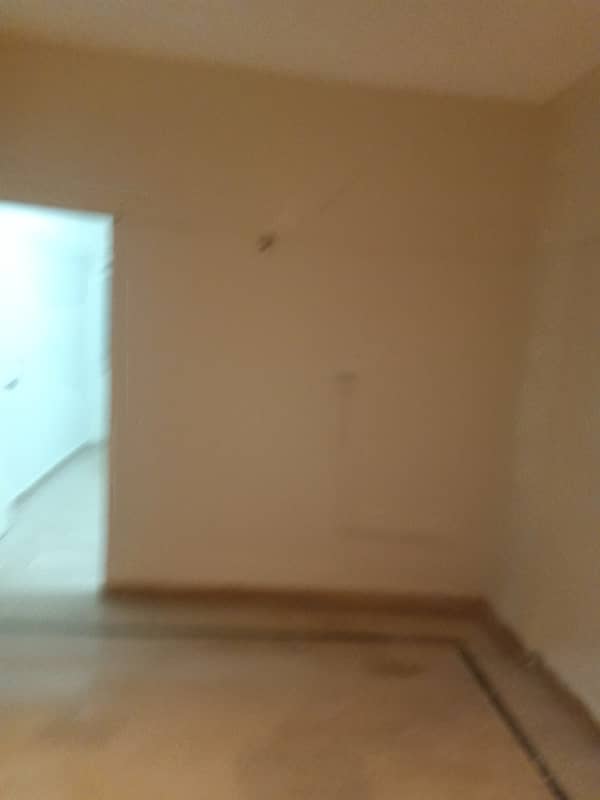 Urgent Sale Flat Lease 2 Beds Lounge Ground Floor in Rose Garden Blk 13 Gulistan e Jauhar 1