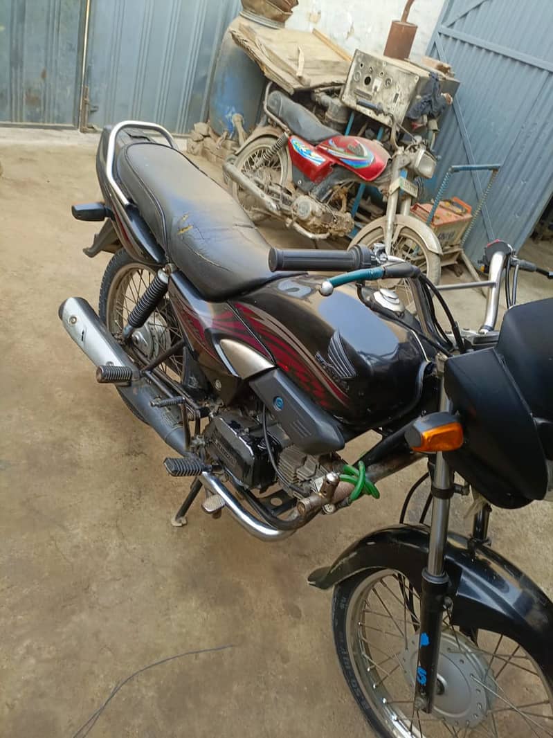 Honda Pridor 2014 6