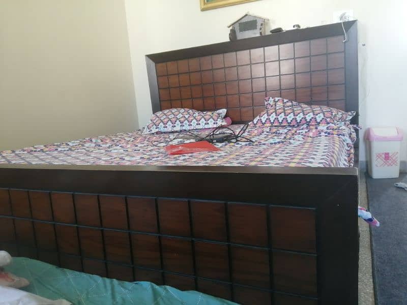 king size wooden bed with mattress 0